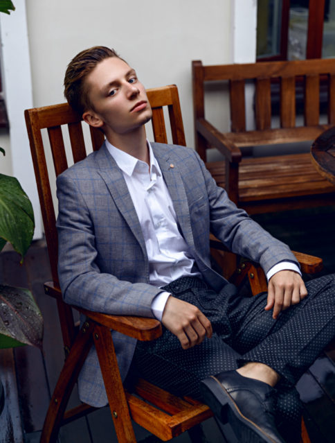 Дима Ермузевич_видеоблогер